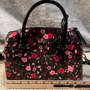 Excellent condition Kate spade floral purse